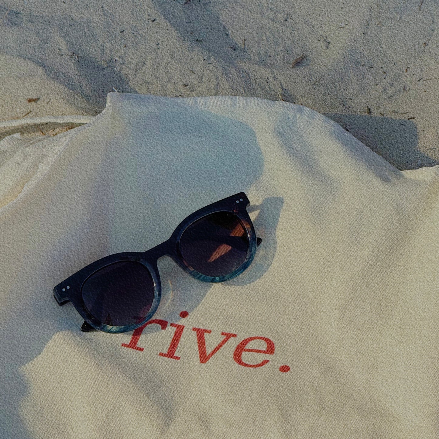 EP01.05 – À l’aube, elle sort de l’eau.